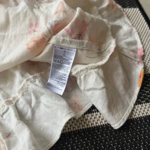 NWT Old Navy Floral Sundress with Ruffle Hem Small - Picture 7 of 8